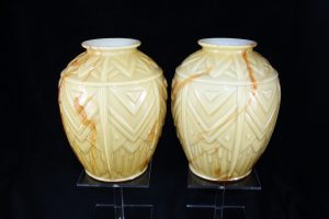 Pair of Art Deco vases, opal glass, veined