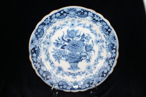 A01018 – Royal Tichelaar blue and white wall plate