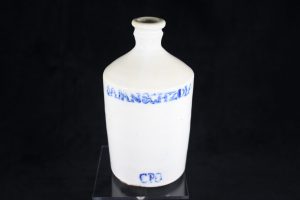 B04003 – Antique Japanese soy bottle “JAPANSCHZOYA” and “CPD”