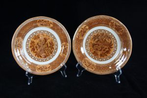 I17005 – Two Societe Ceramique Maestricht décor Tecla small lusterware... 