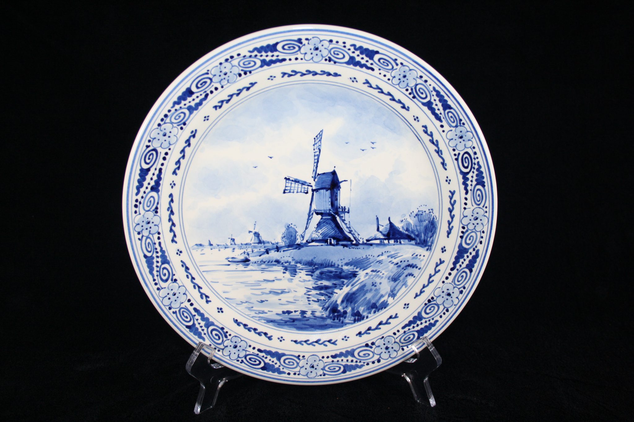 Desprecio voltaje Detenerse G04003 – Royal Delft wall plate in blue and white, scenery of a group of  Dutch windmills - Frey Antiques