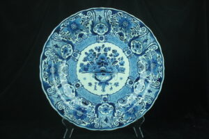 99999 – A Royal Delft blue and white large charger... 