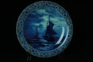 99999 – A Royal Delft large Delft blue Mesdag charger... 