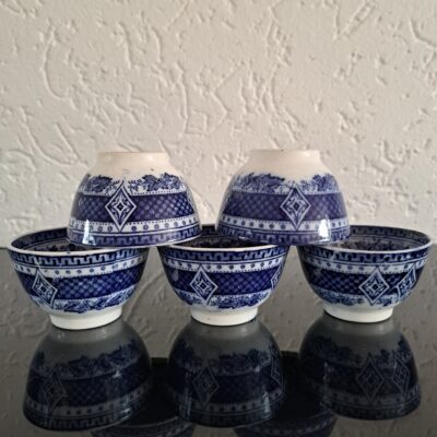 Set of 5 Petrus Regout Maastricht décor AWA blue on white earthenware bowles